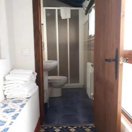 Fonda Del Tozal Guest house