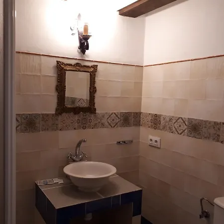 Fonda Del Tozal Guest house