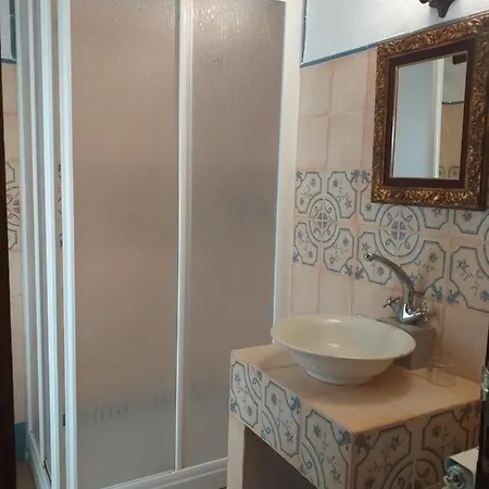 Fonda Del Tozal 3* Teruel